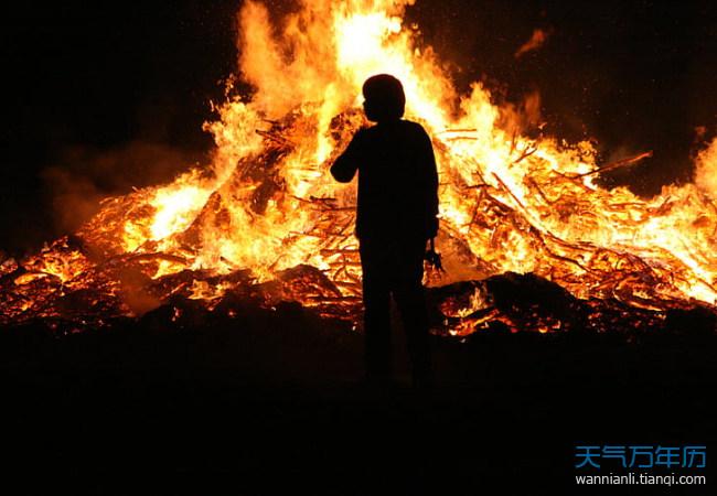 梦见别人身上着火是什么意思 梦见别人身上有火好不好