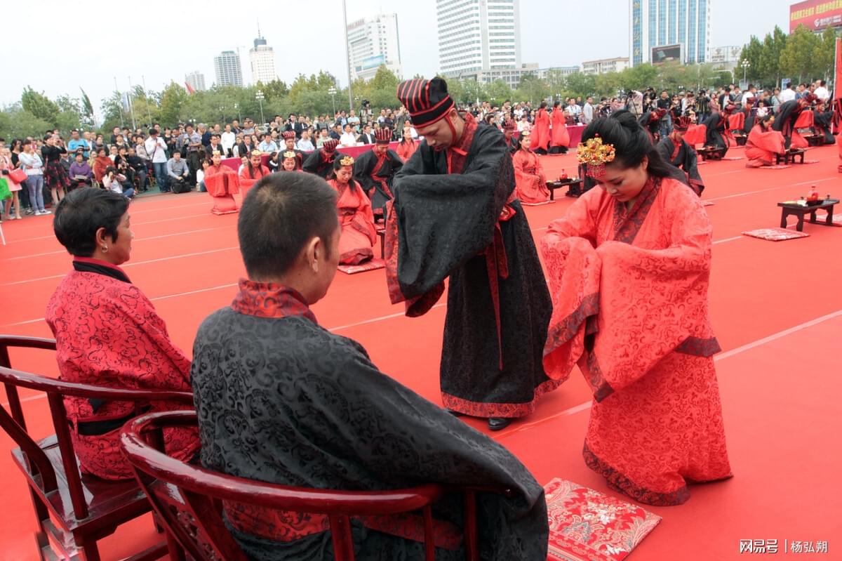 近期桃花运测试(2023桃花运测试免费)