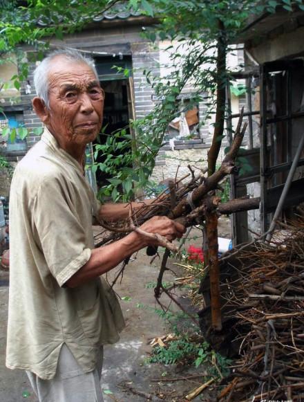 刘盛兰:我不图回报,我有一碗饭,分你半碗!